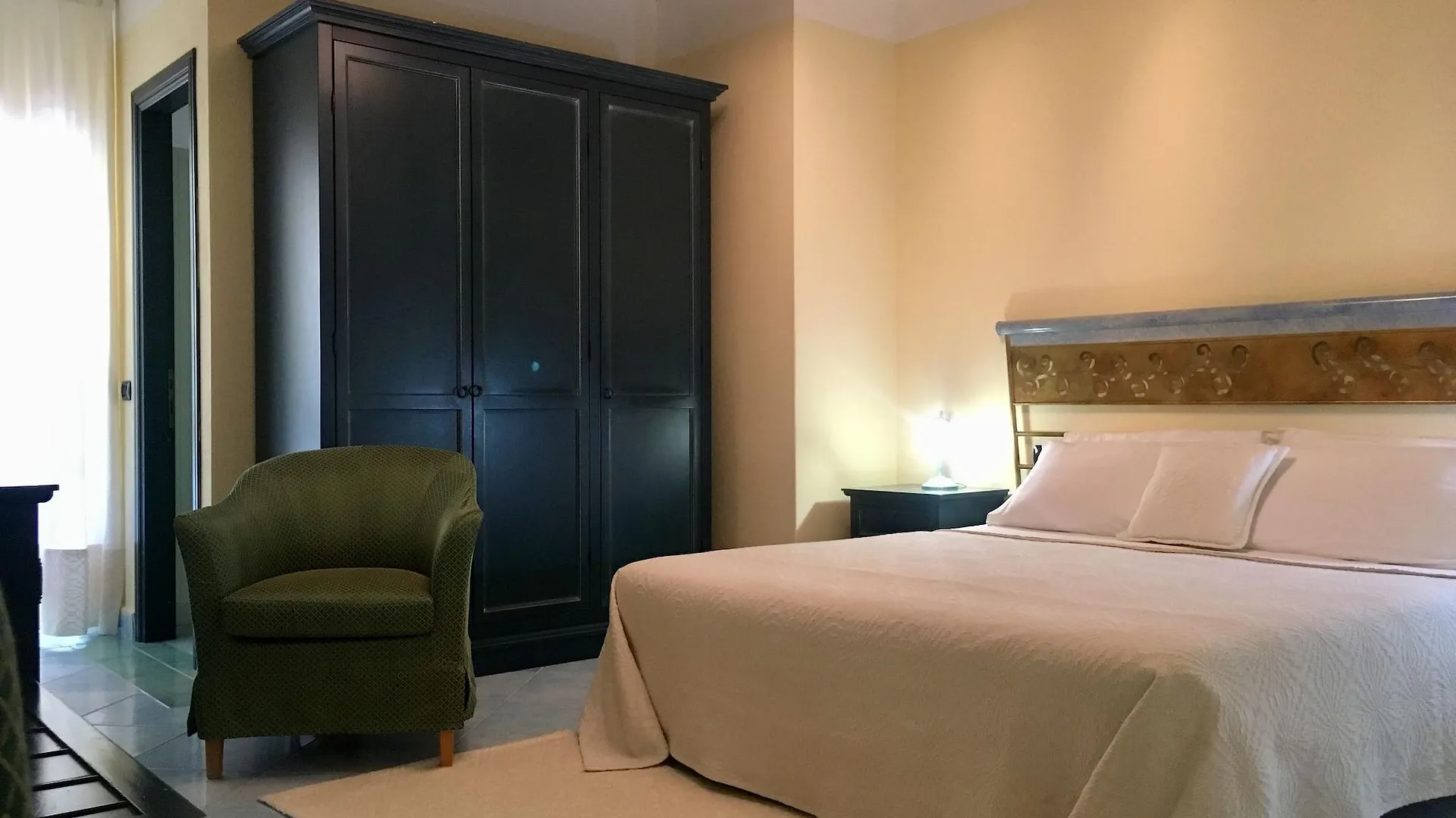 Hotel Su Lithu Bitti