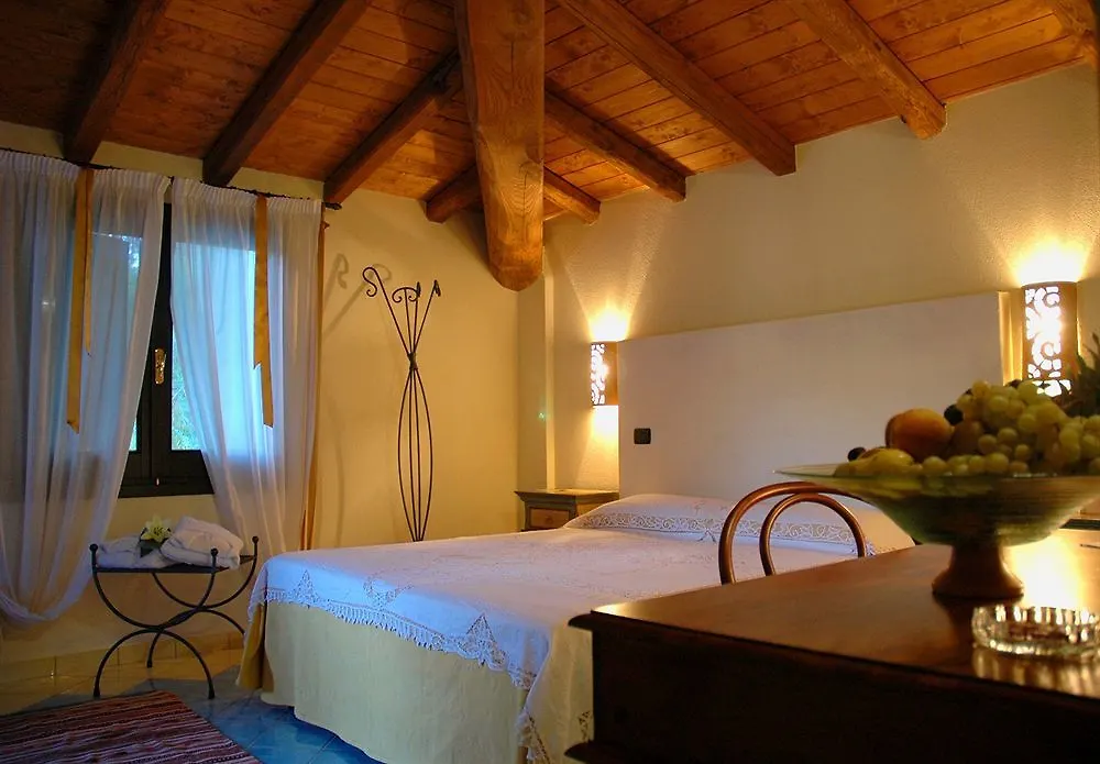 Hotel Su Lithu Bitti