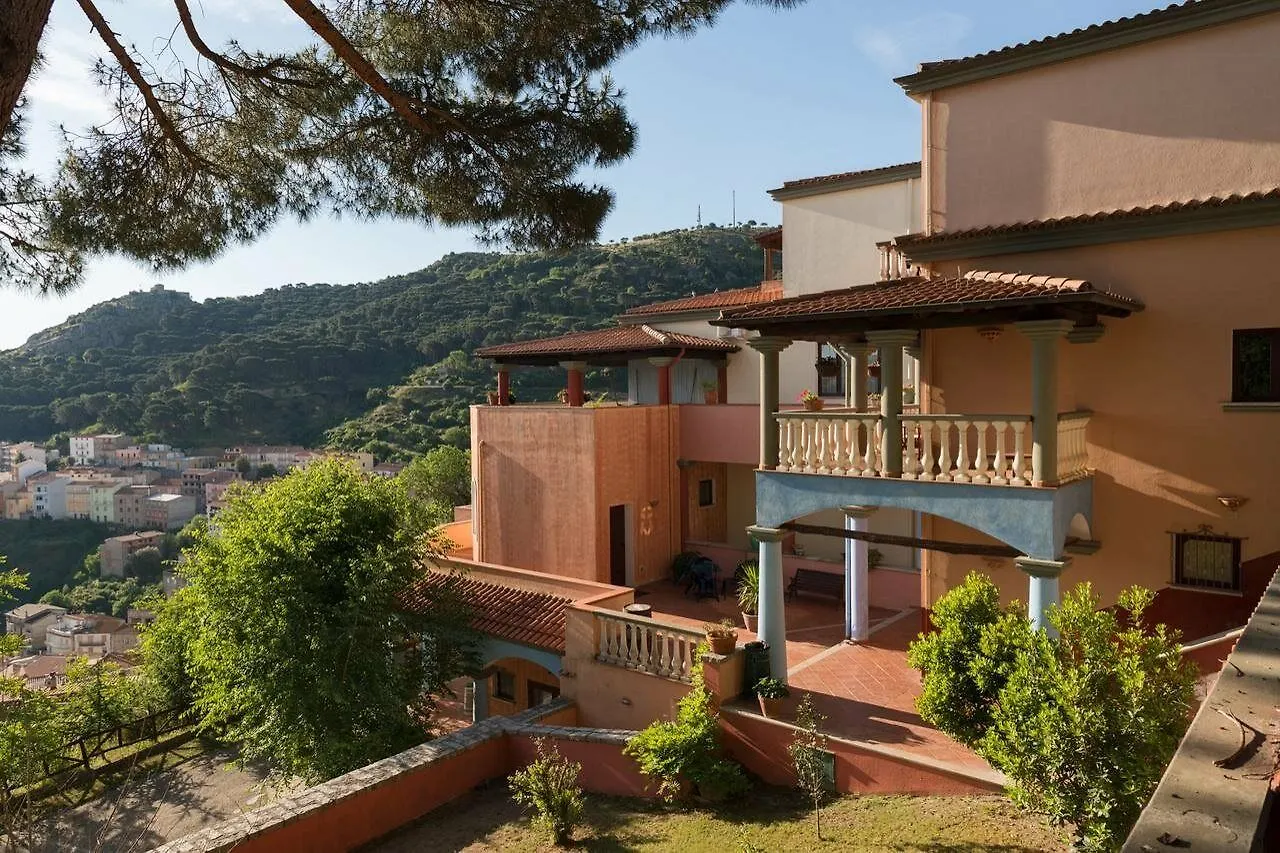 Hotel Su Lithu Bitti 4*,